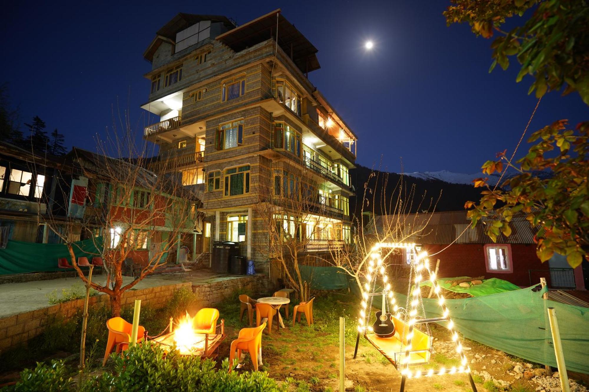 Woods Villa Cottage, Manali Exterior foto