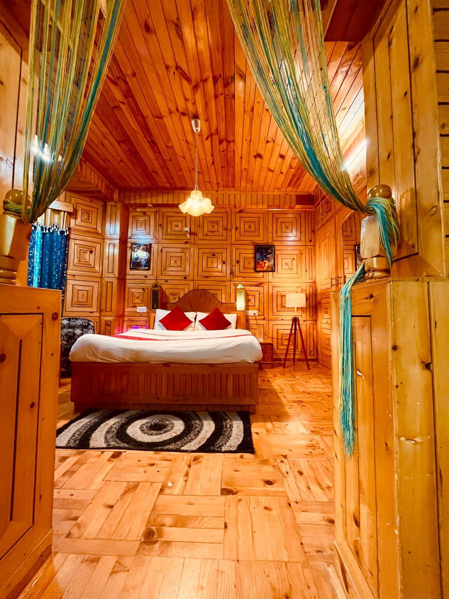 Woods Villa Cottage, Manali Exterior foto